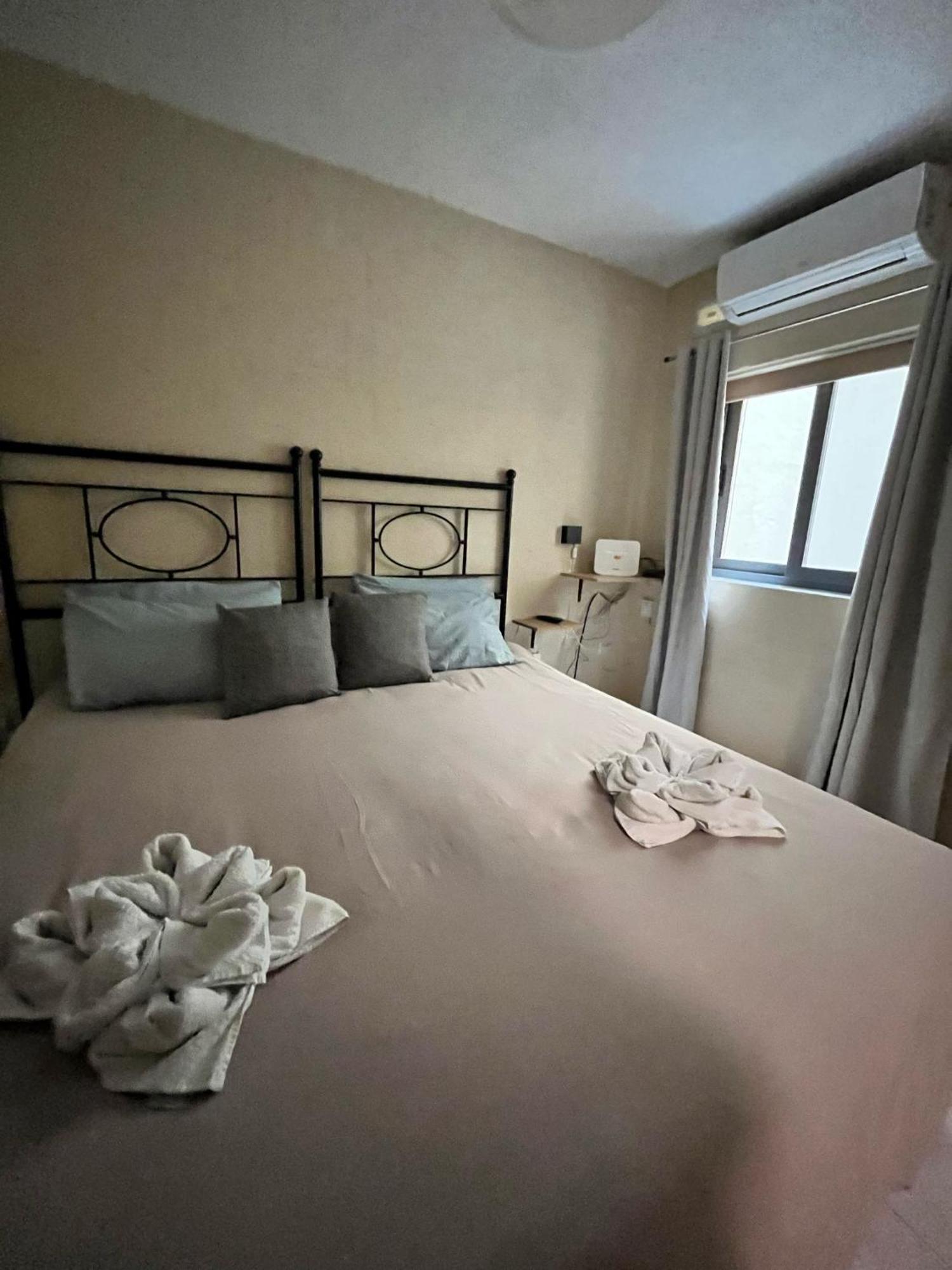 Mayflower Flat, Flat 12 세인트폴스베이 외부 사진